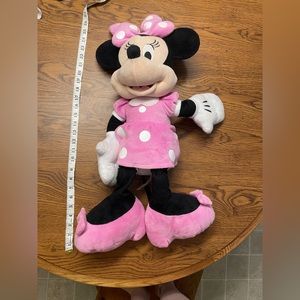 2 ft Minnie Mouse plush